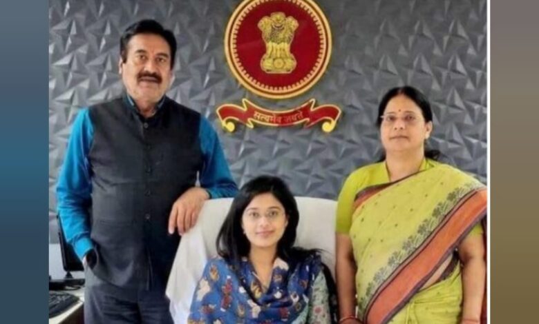 IAS Surabhi Gautam: The Inspirational Journey of Clearing UPSC and Conquering Multiple Exams IAS Surabhi Gautam: The Inspirational Journey of Clearing UPSC and Conquering Multiple Exams