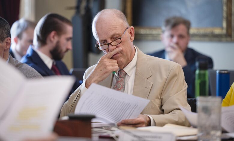 As lawmakers negotiate over education reform, the year-old Commission on the Future of Public Education in Vermont faces an uncertain future As lawmakers negotiate over education reform, the year-old Commission on the Future of Public Education in Vermont faces an uncertain future