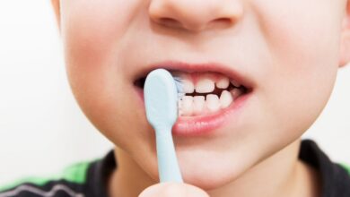 Supervised toothbrushing for children to prevent tooth decay 